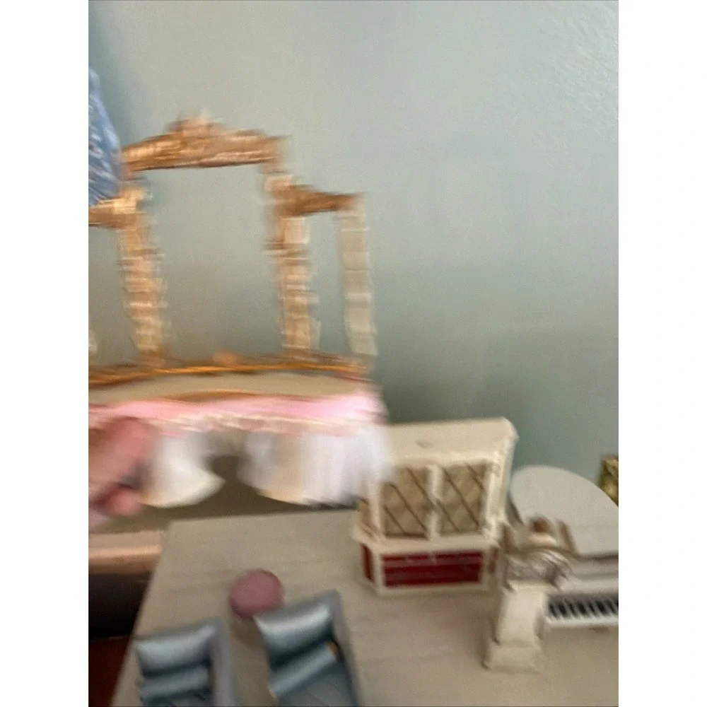 Vintage 20 Piece Lot of Ideal Petite Princess & Dollhouse Furniture Couch Chairs
